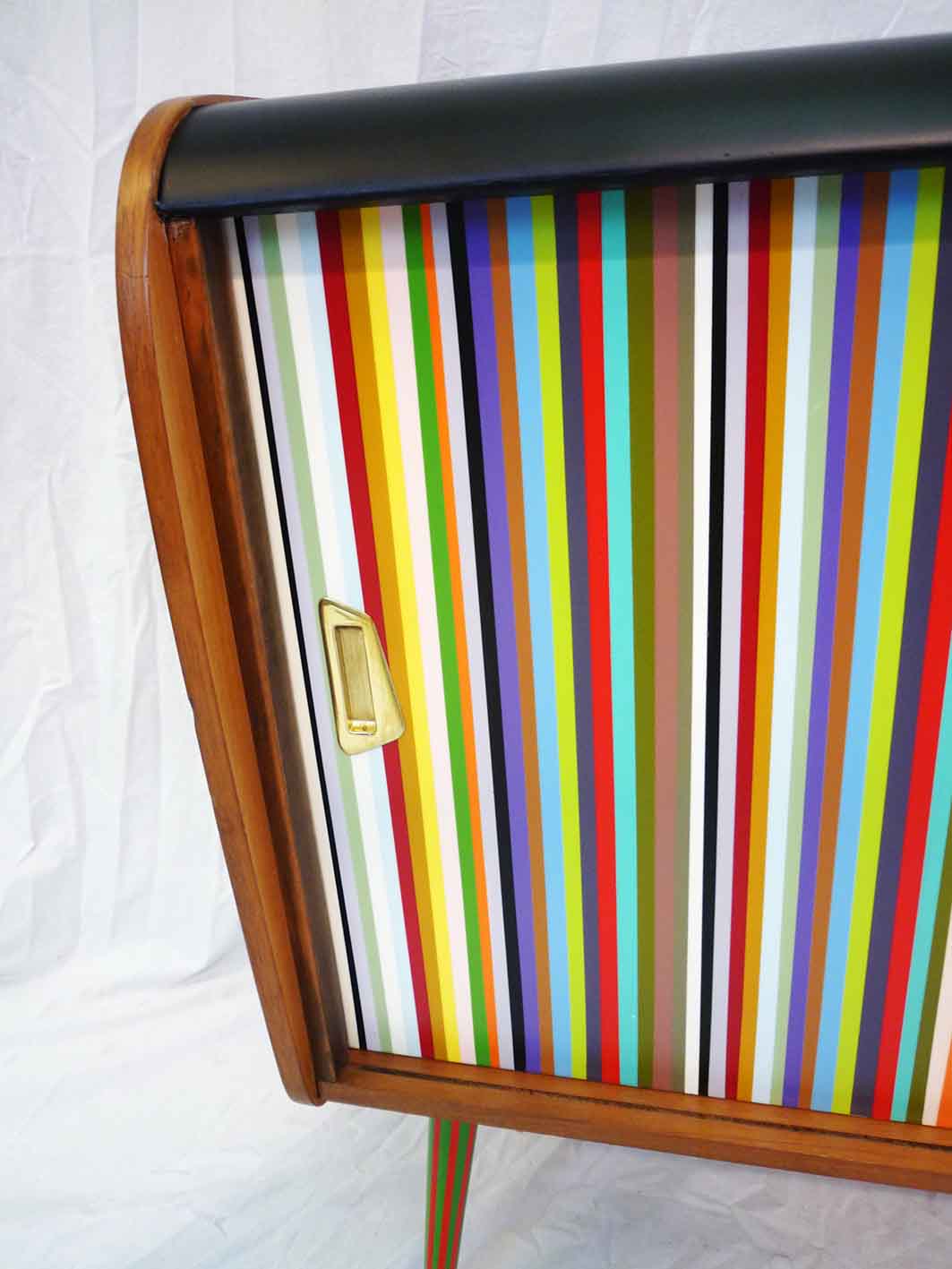 Vintage chest of drawers 2 sliding doors