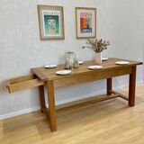 Farm table