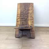 Chaise à palabre africaine en bois massif – Motifs sculptés