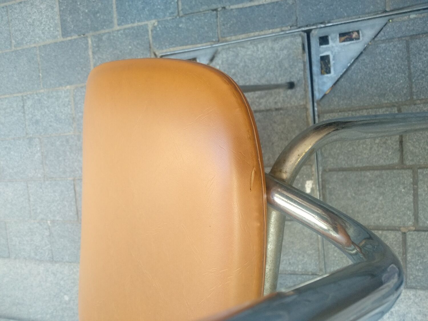 Set of 4 vintage chairs stainless steel feet 60s.