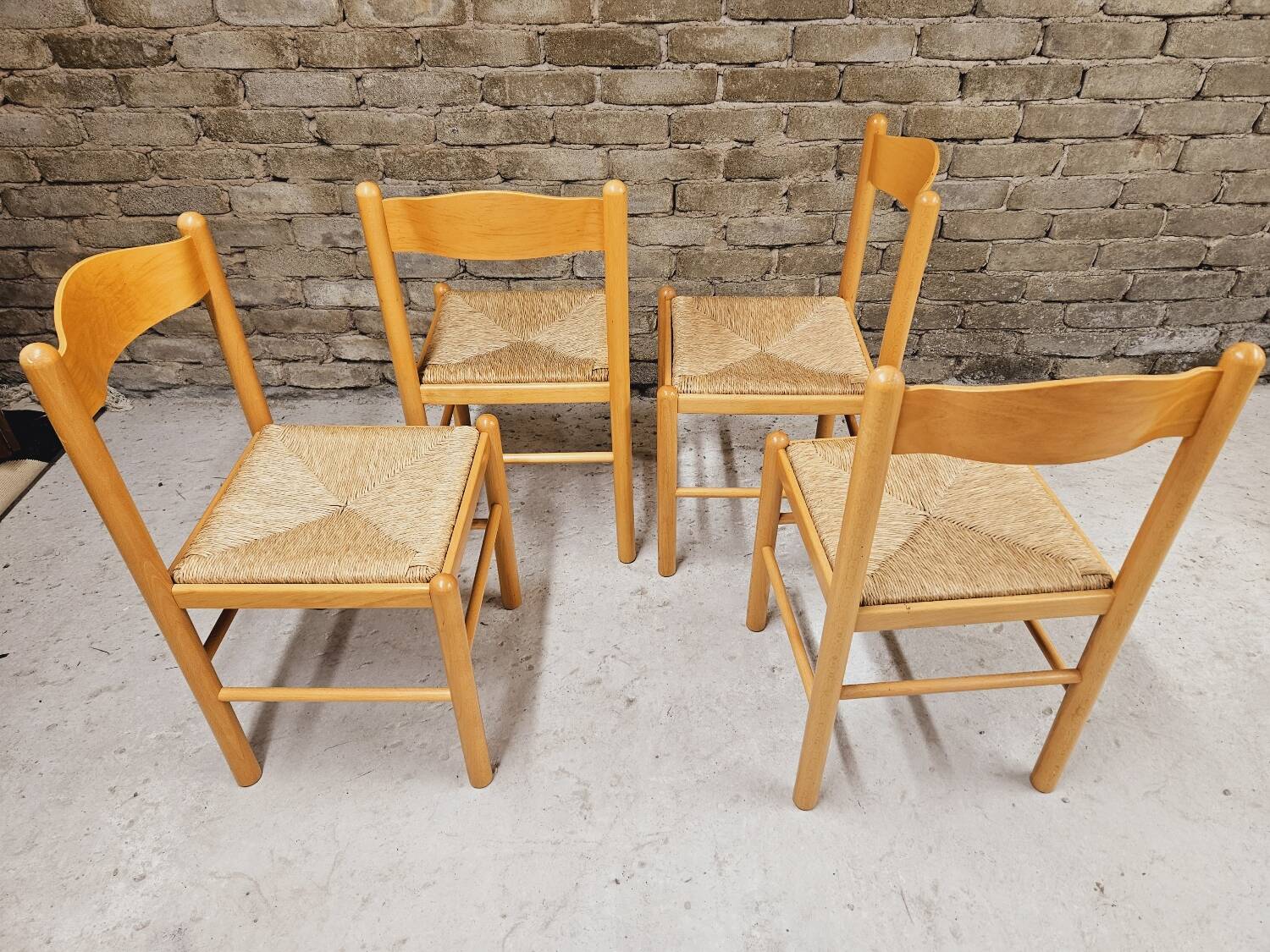 Set of 4 vintage pine and rush chairs