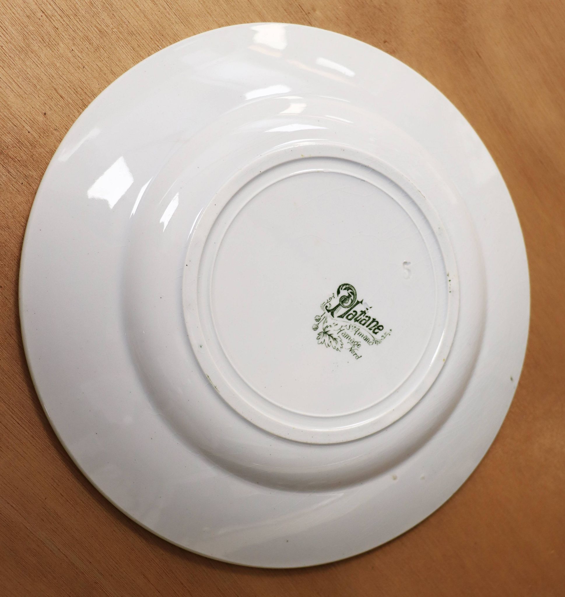 Assiette plate vintage motif feuilles de vigne