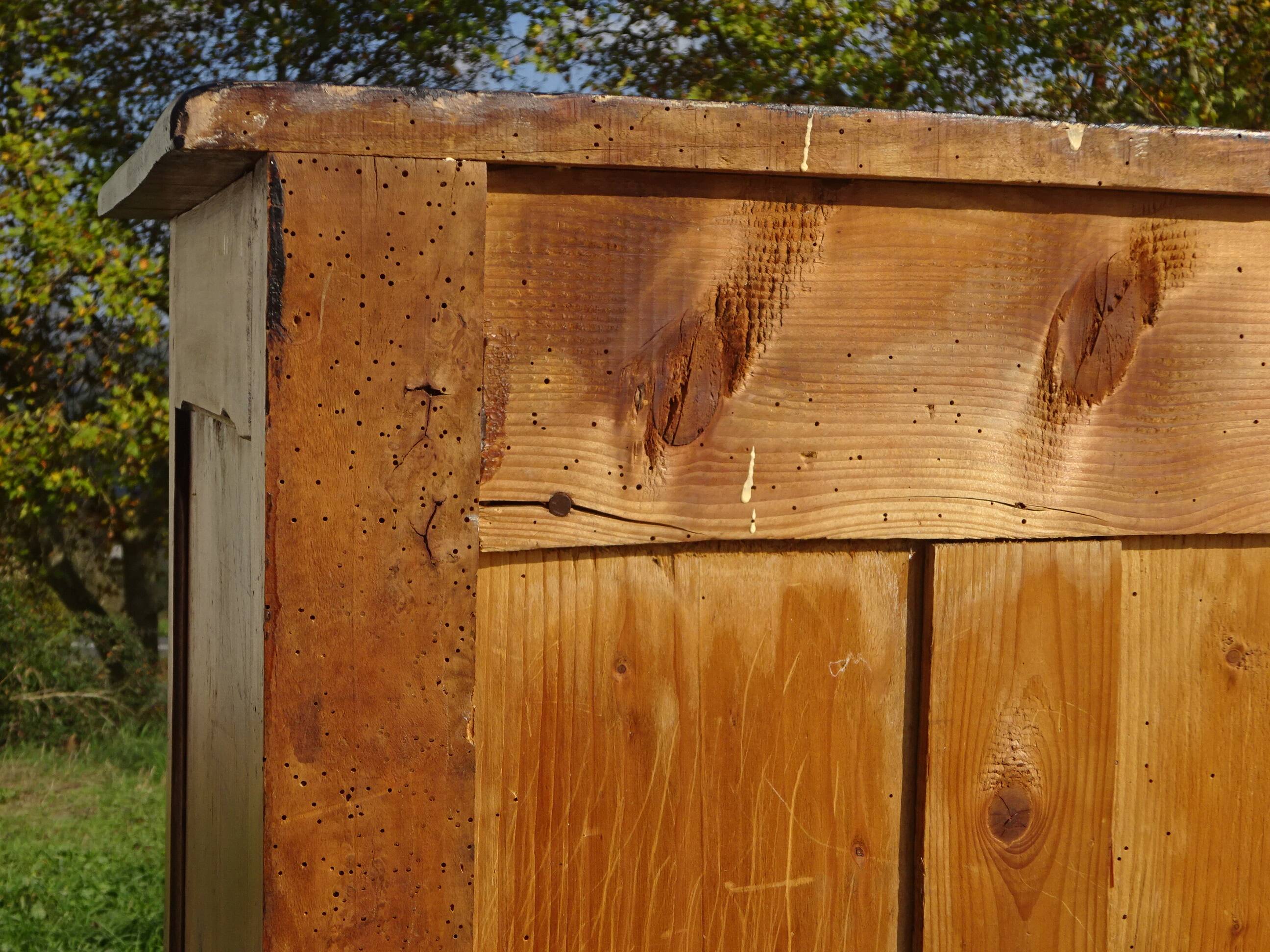 Parisian pine sideboard