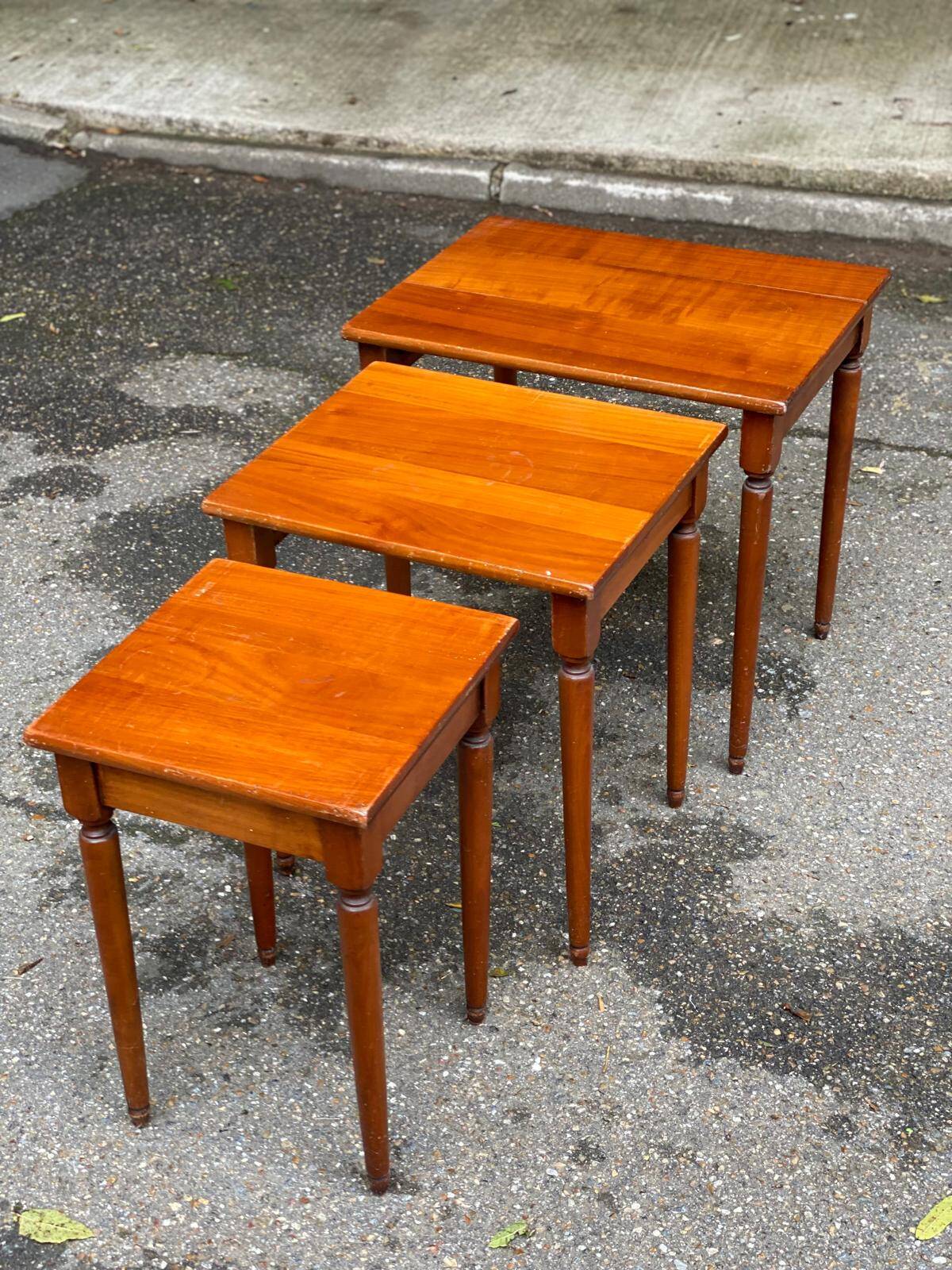 3 Louis XVI nesting coffee tables in solid wood