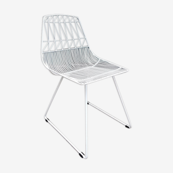 Very nice white chair metal design.