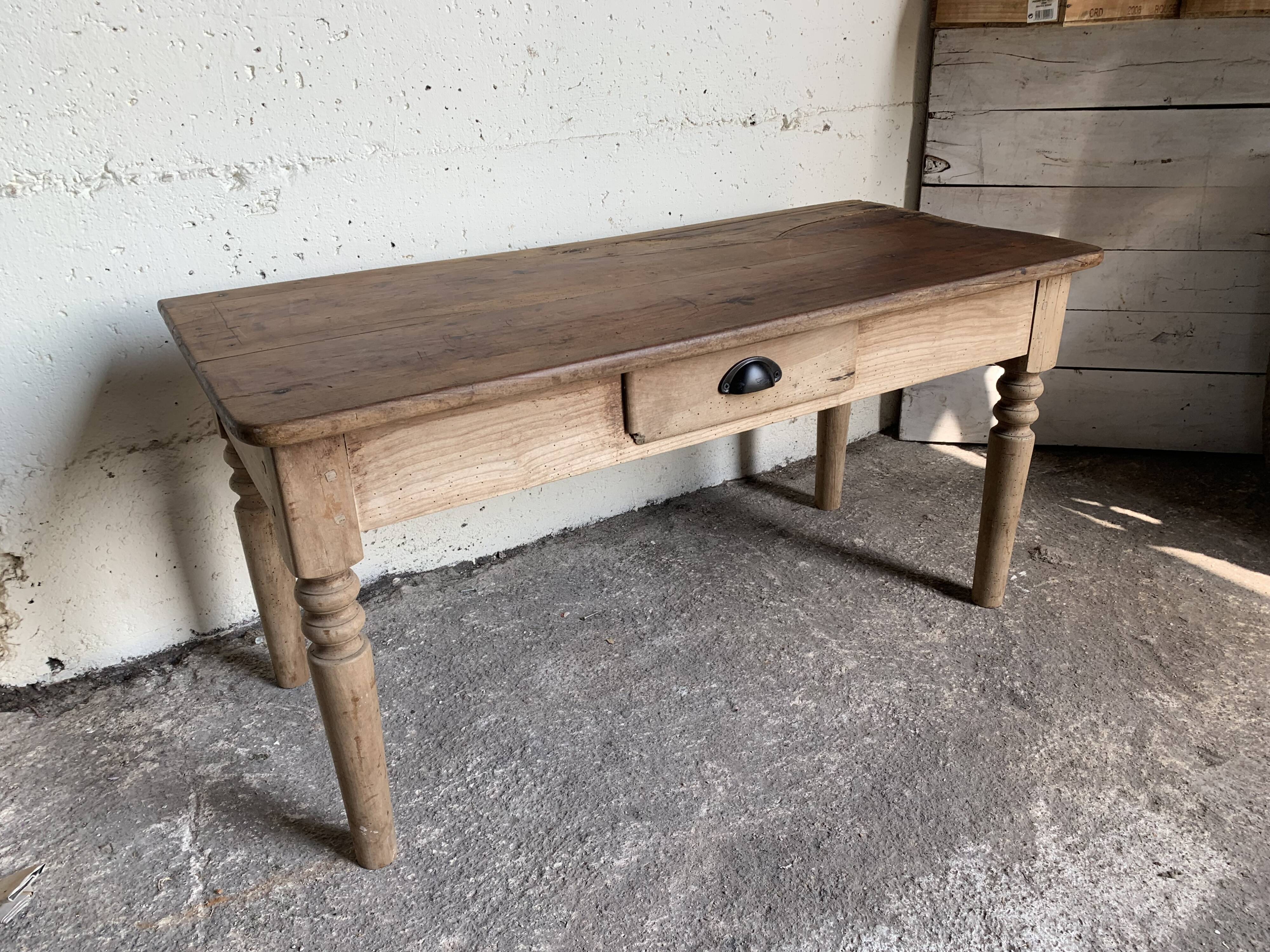 Raw bio coffee table