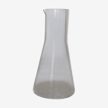 Carafe as on a lab mat