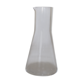 Carafe as on a lab mat