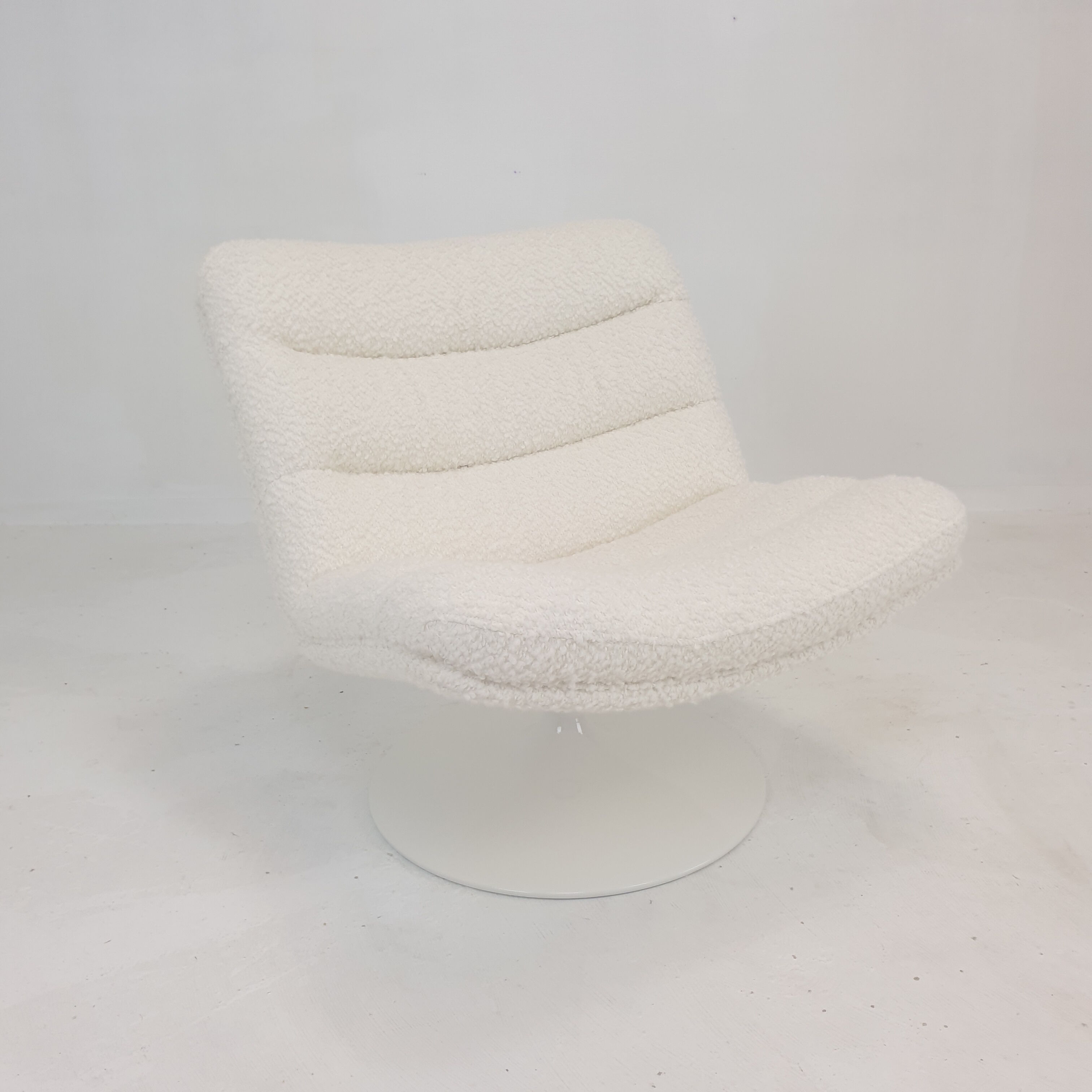 Mid Century 975 Lounge Chair by Geoffrey Harcourt for Artifort, 1960's