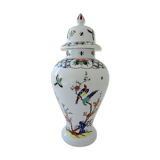 Baluster vase covered in porcelain by Coquet house in Limoges and decorated in Chantilly
