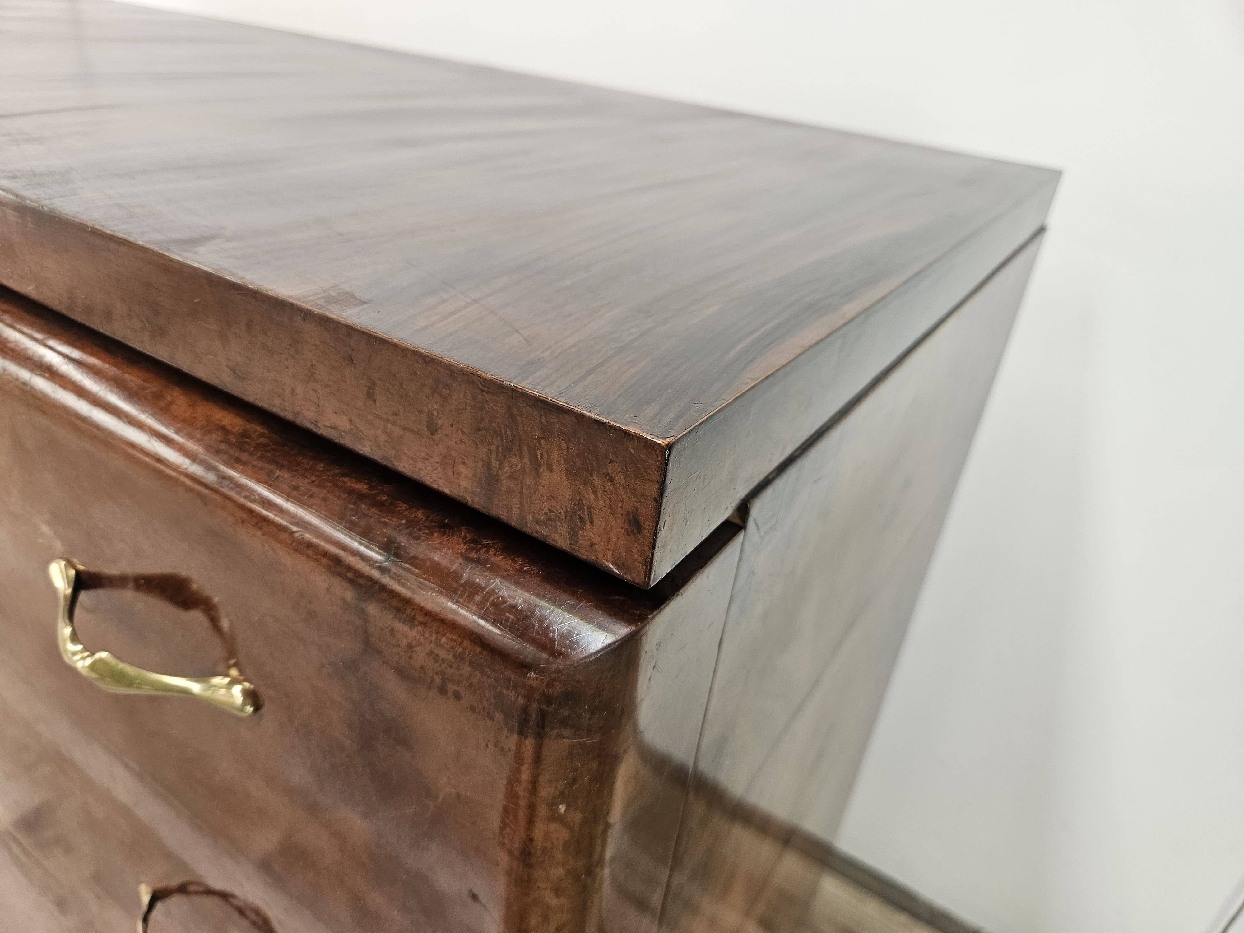 1940s Art Decò sideboard in walnut and blond walnut