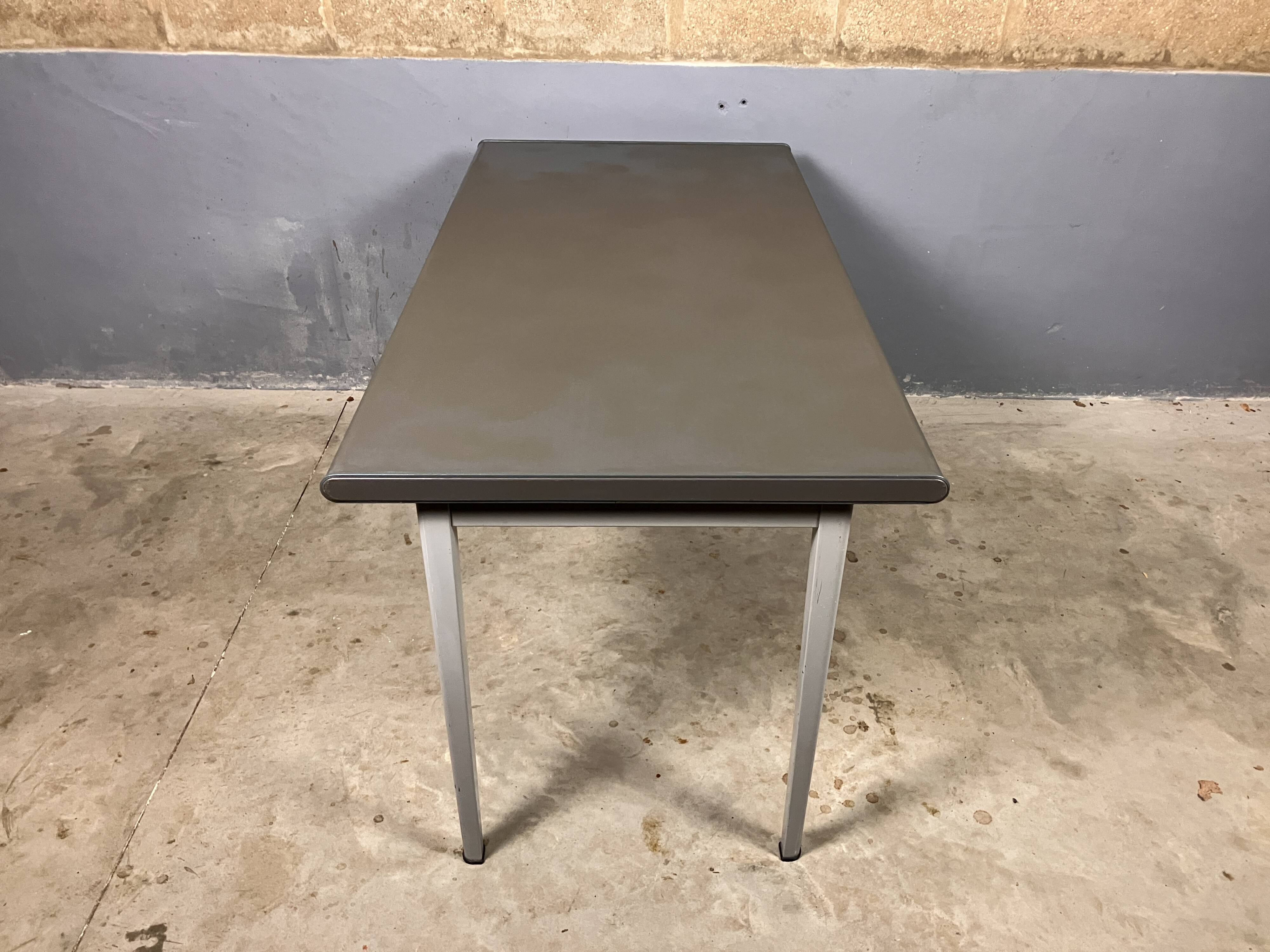 Gispen 7800 series Desk Table Kleurodesk