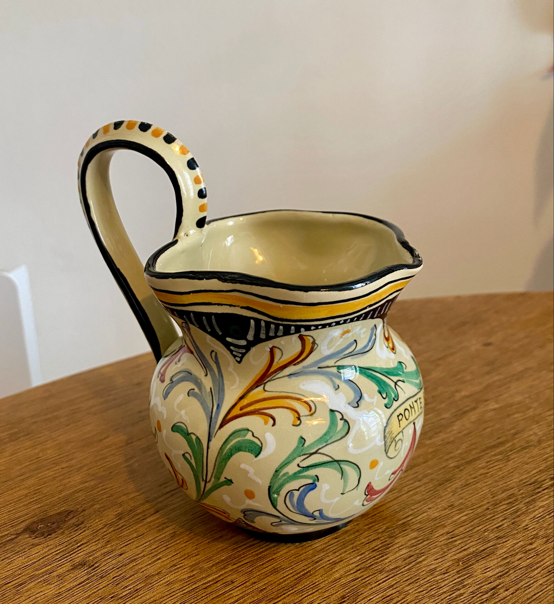 Small earthenware jug from Faenza, hand-painted Ca Pirota.