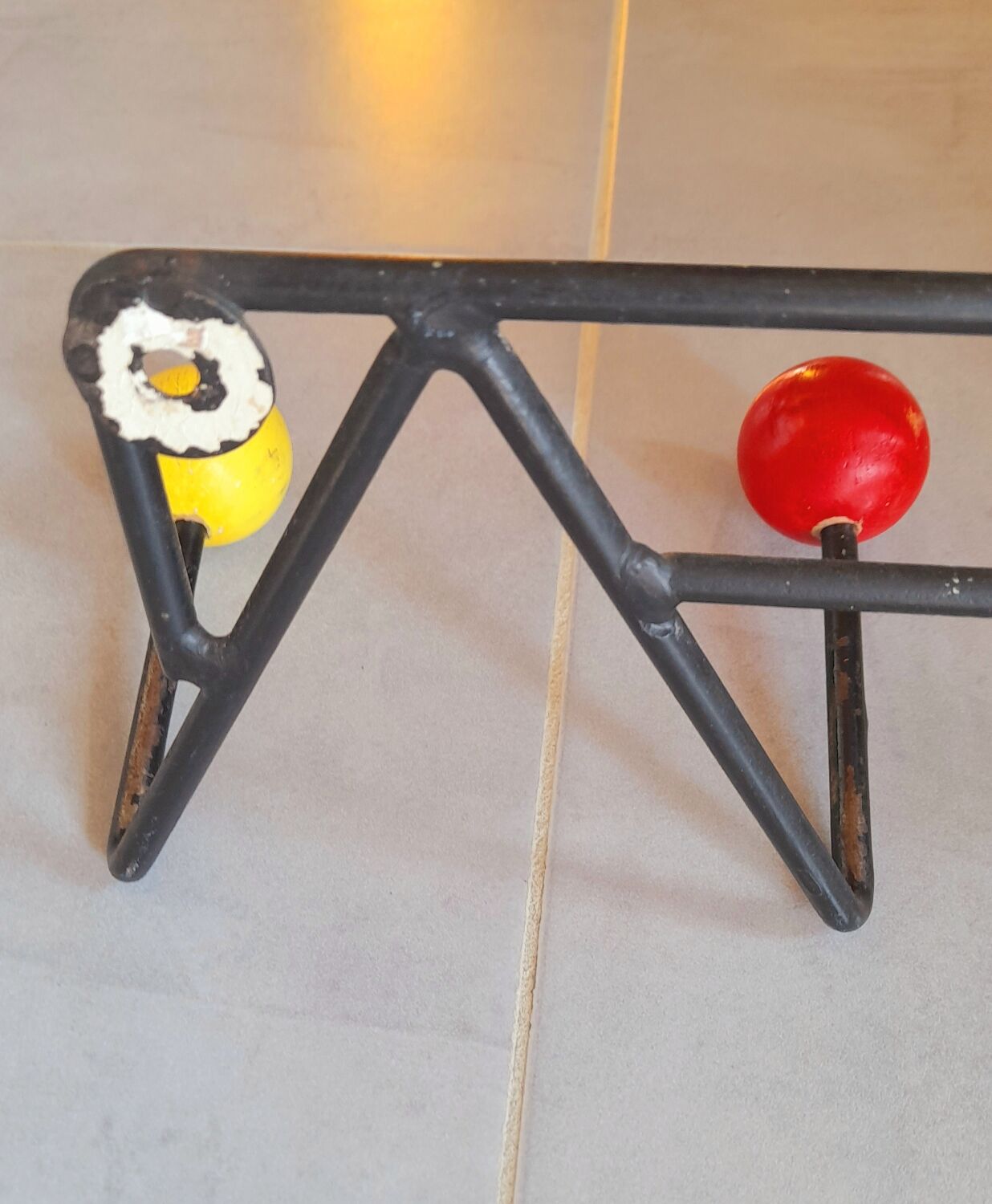 Porte manteau mural boules 60s