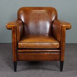 Schapenleren armchair and studio lounge stool