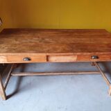 Farm table
