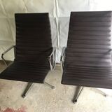 Pair of Charles & Ray Eames EA 116 armchairs edited by Herman Miller 1960