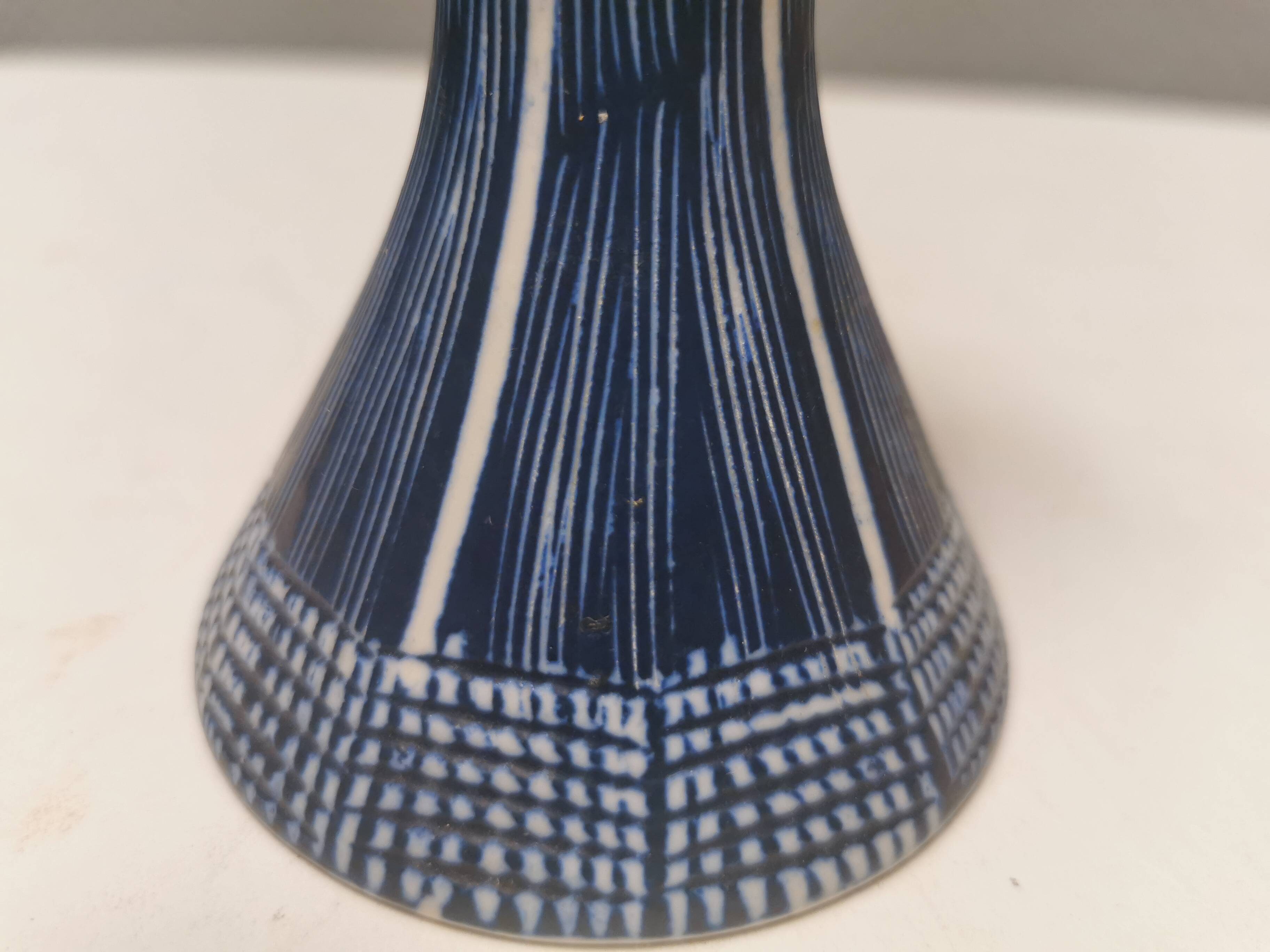 Danish vase from the 1950s. Designed by Aksel Sigvald Nielsen (aksini) signed at the bottom