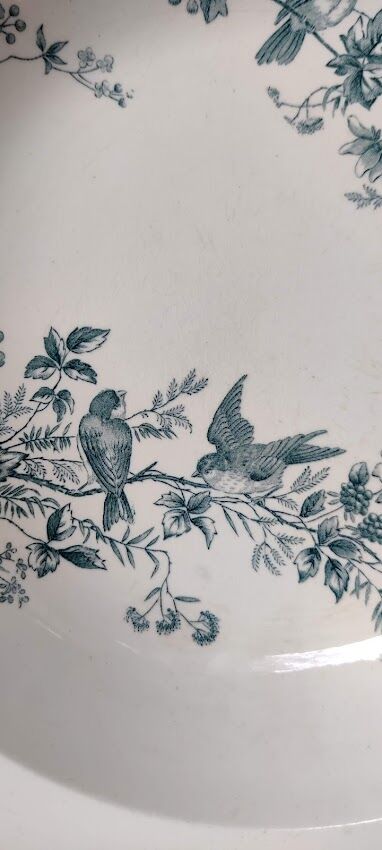 "Cute" hollow dish from Longwy