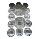 Service 3 salad bowls and Duralex cups