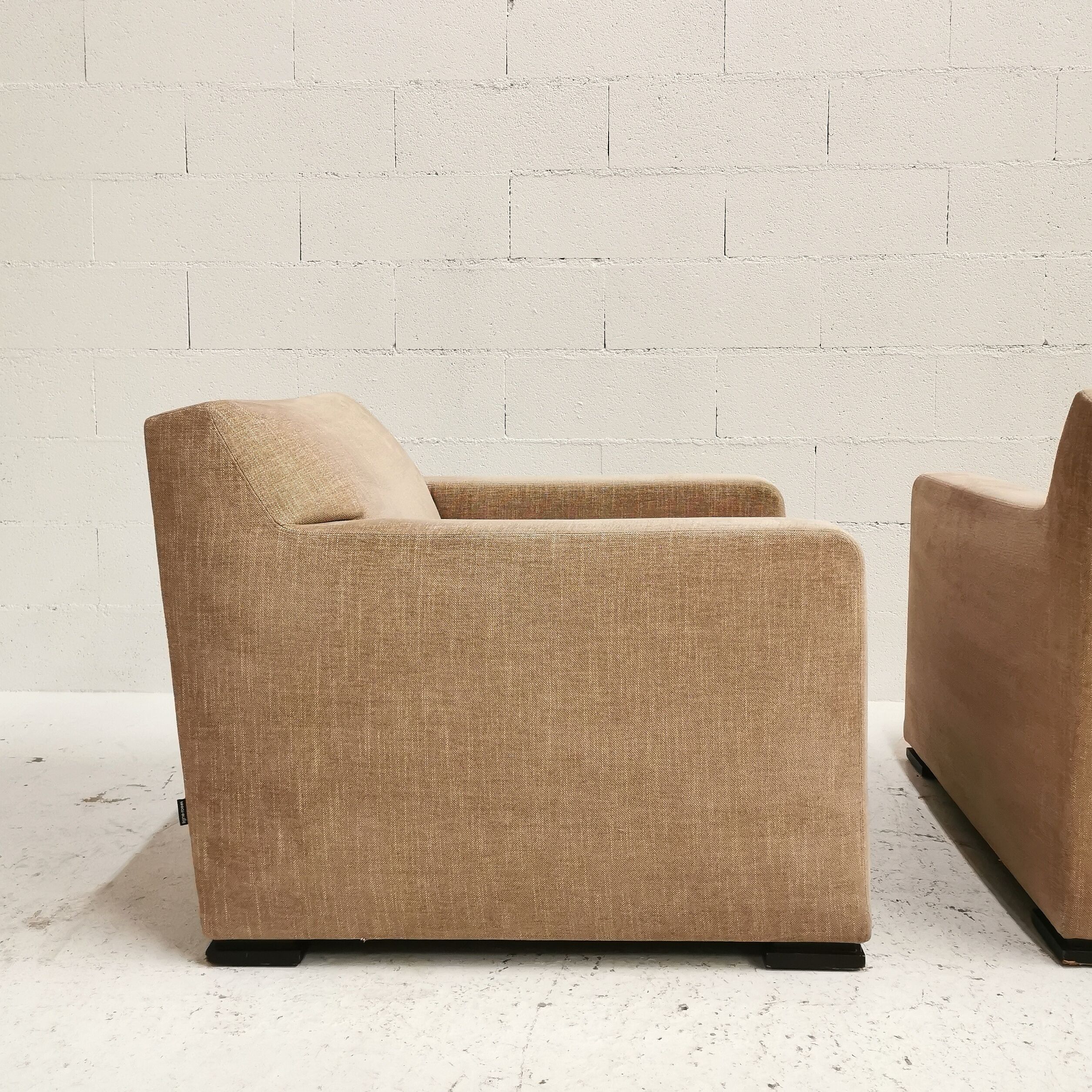 Paire de fauteuils contemporains, Ligne Roset