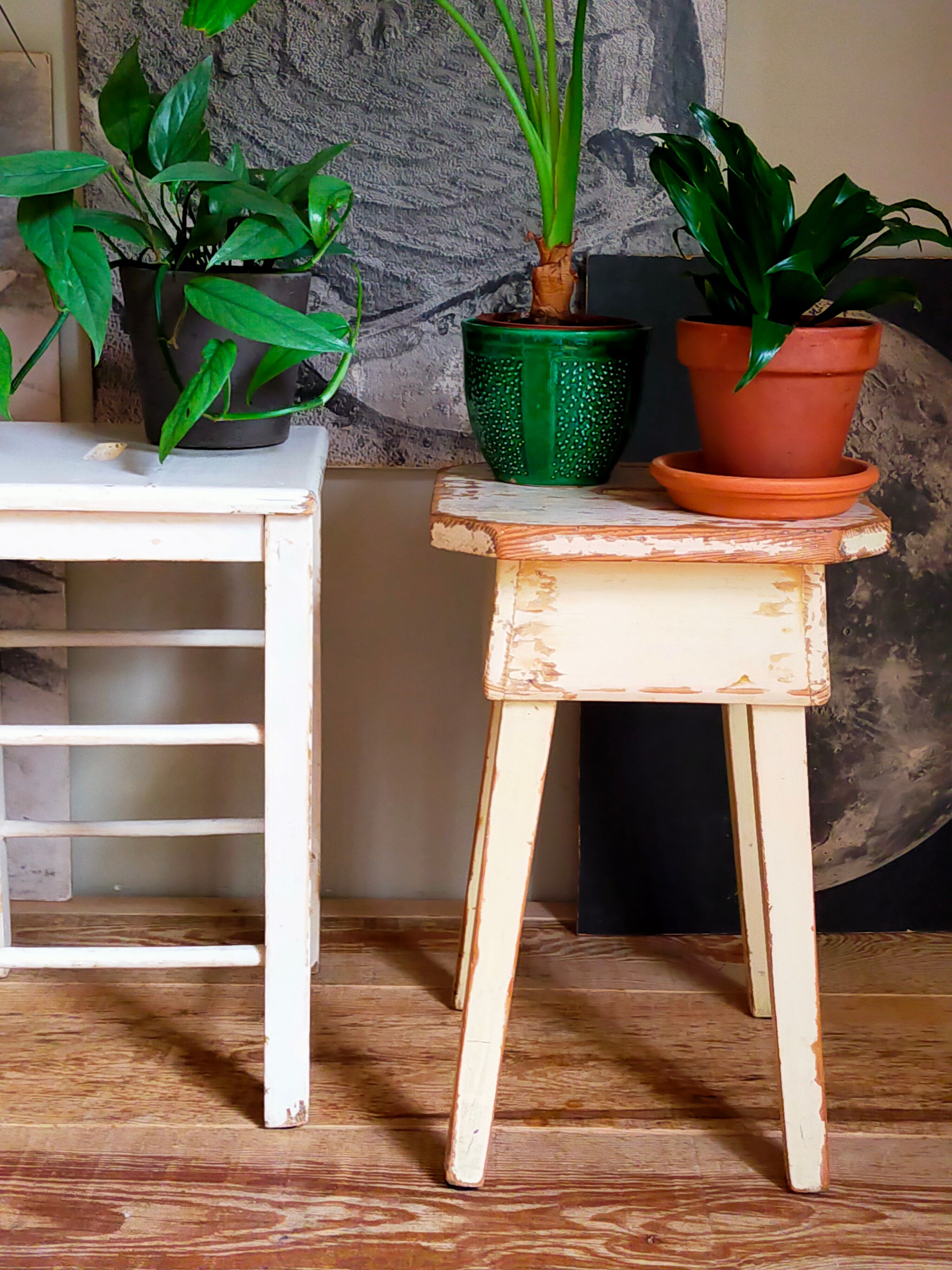Workshop stool in antique patinated solid wood