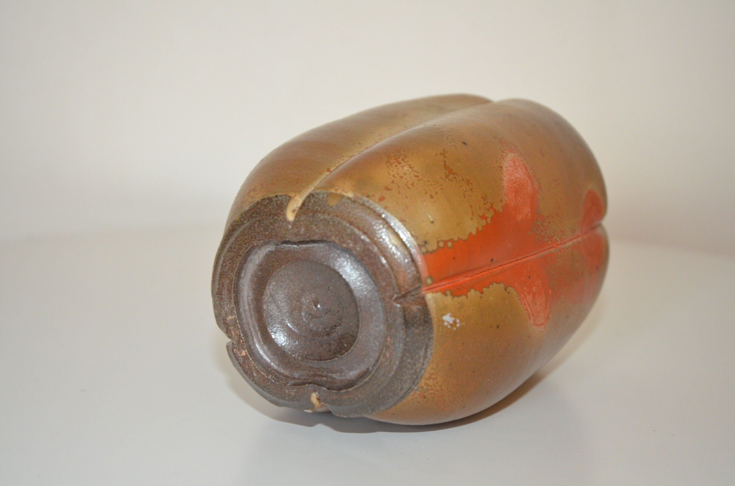 Vase en forme de cabosse de Cacao