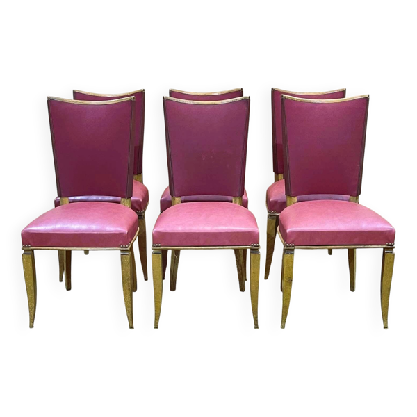 Suite de 6 chaises en hêtre et skaï dans le goût de Jules Leleu