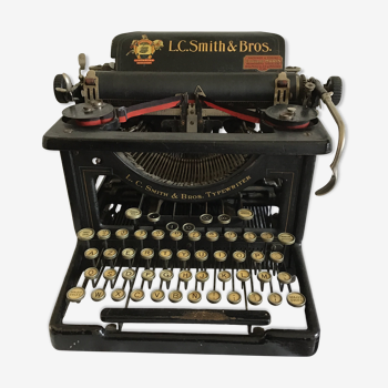 Machine à ecrire L.C Smith & Bros