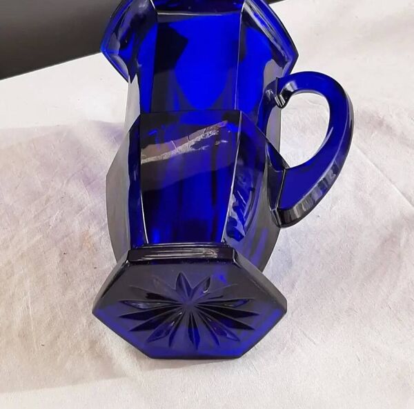 Carafe verre bleu de bristol