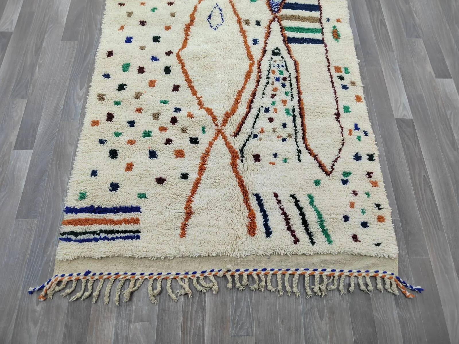 Moroccan rug in pure wool 2.5 x 1.5 m