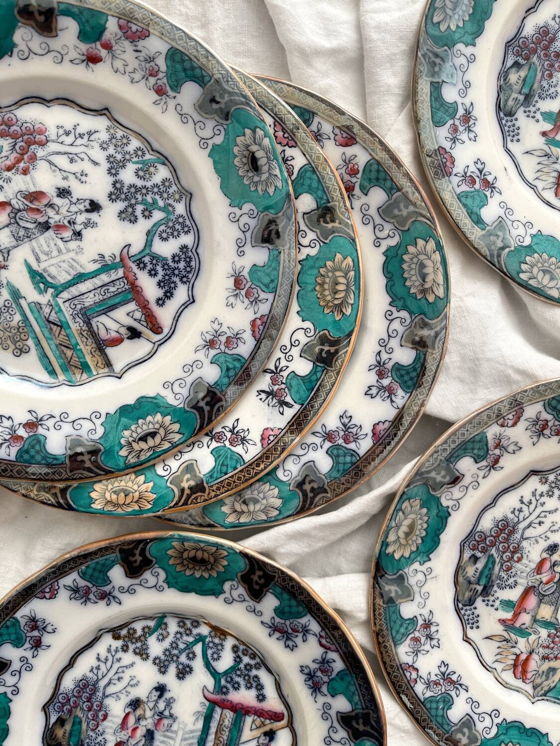 8 polychrome ironstone dessert plates "Canton" Boch Freres Keramis