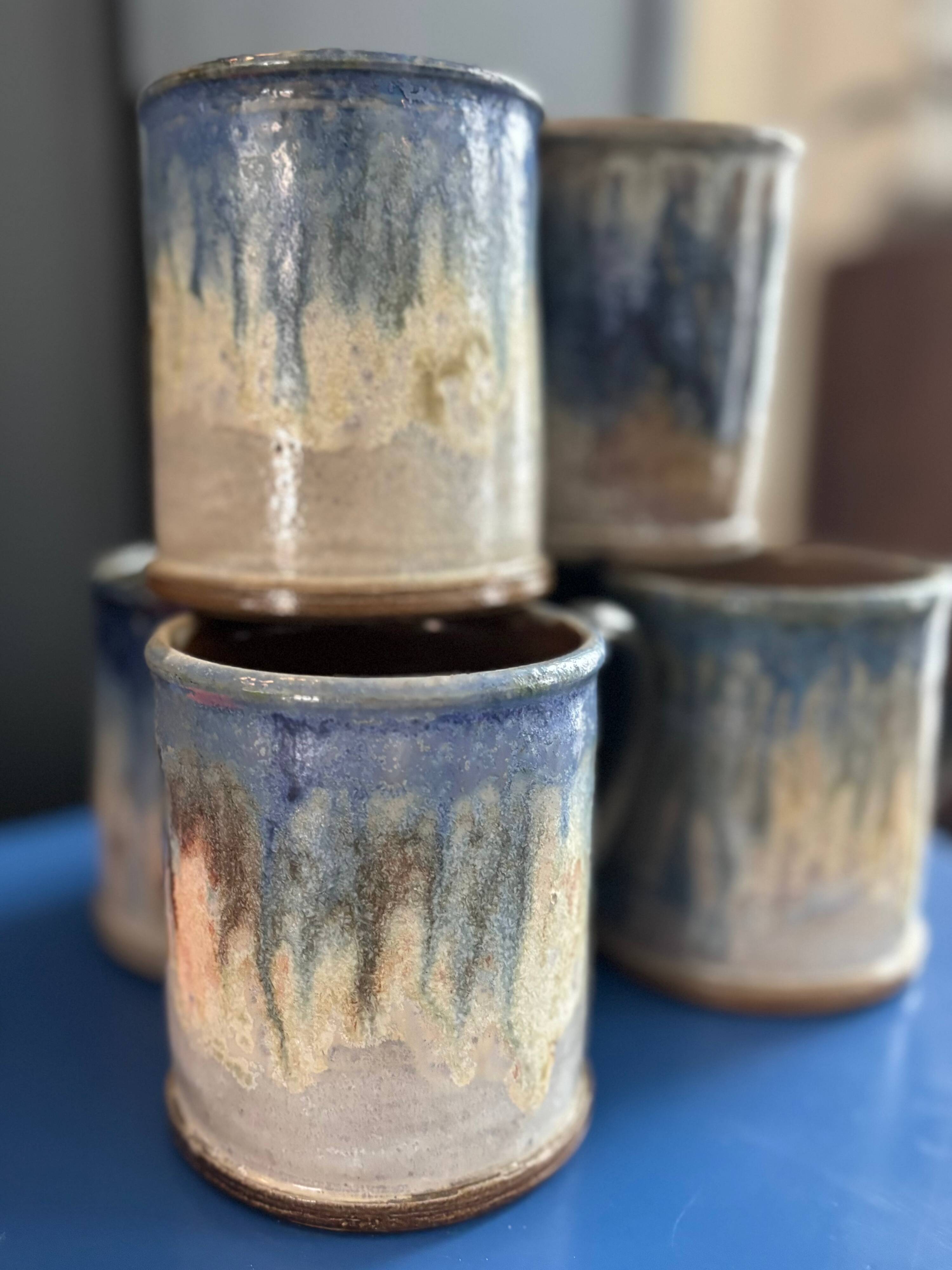 6 Pitot stoneware art beakers
