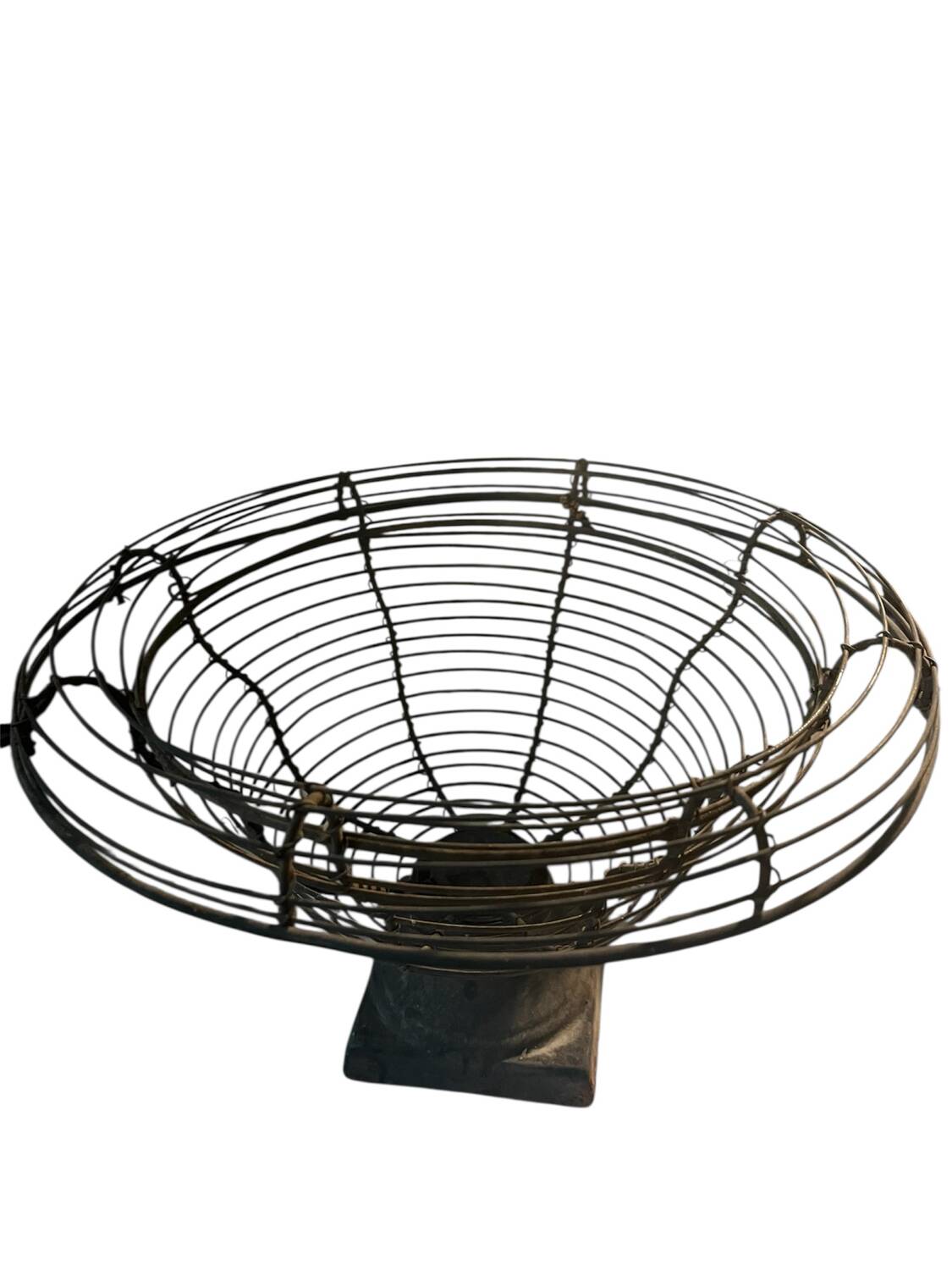 Fruit basket from the late 19th century