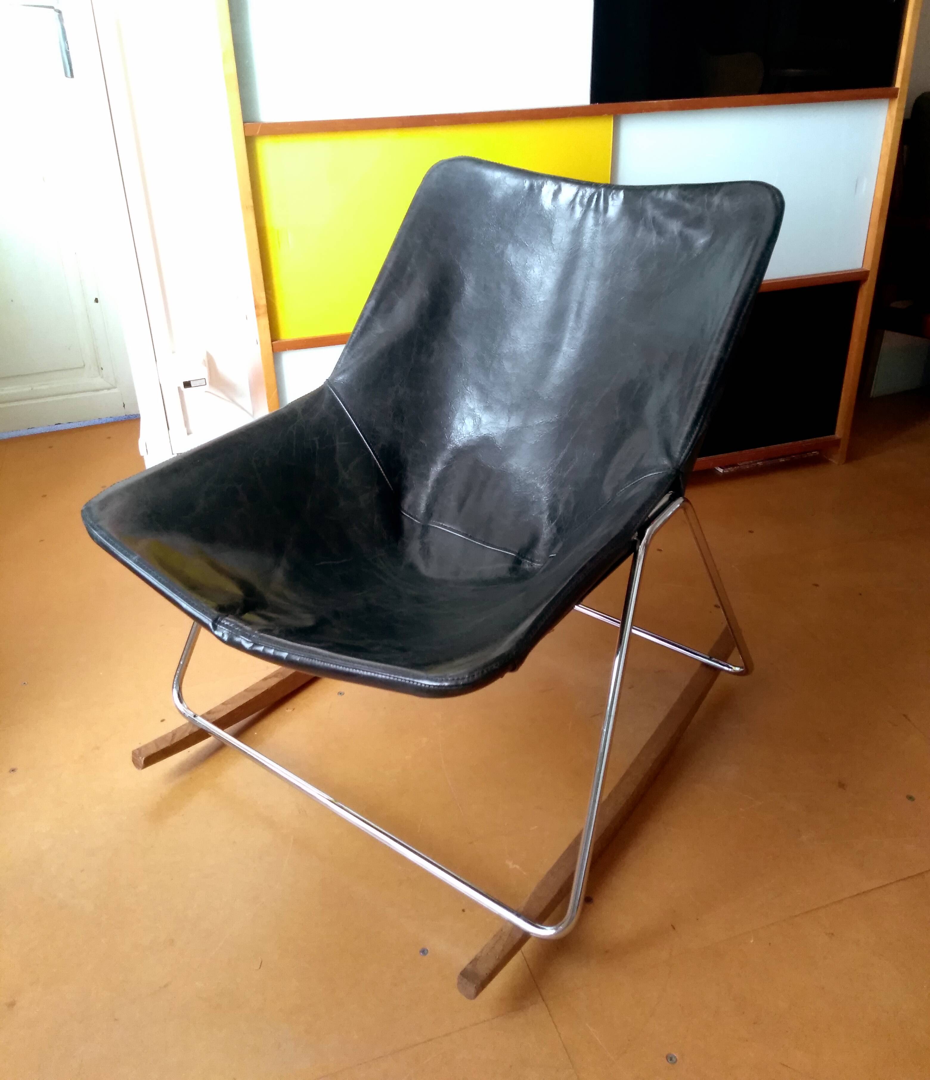 G1 leather armchair, rocker. Pierre Guariche