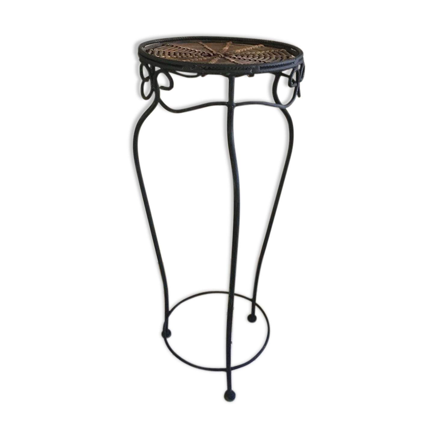 Tripod side table in rattan and iron