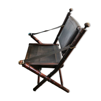Colonial foldable chair