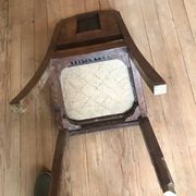 Lot de 5 chaises Art deco + une avec pied cassé