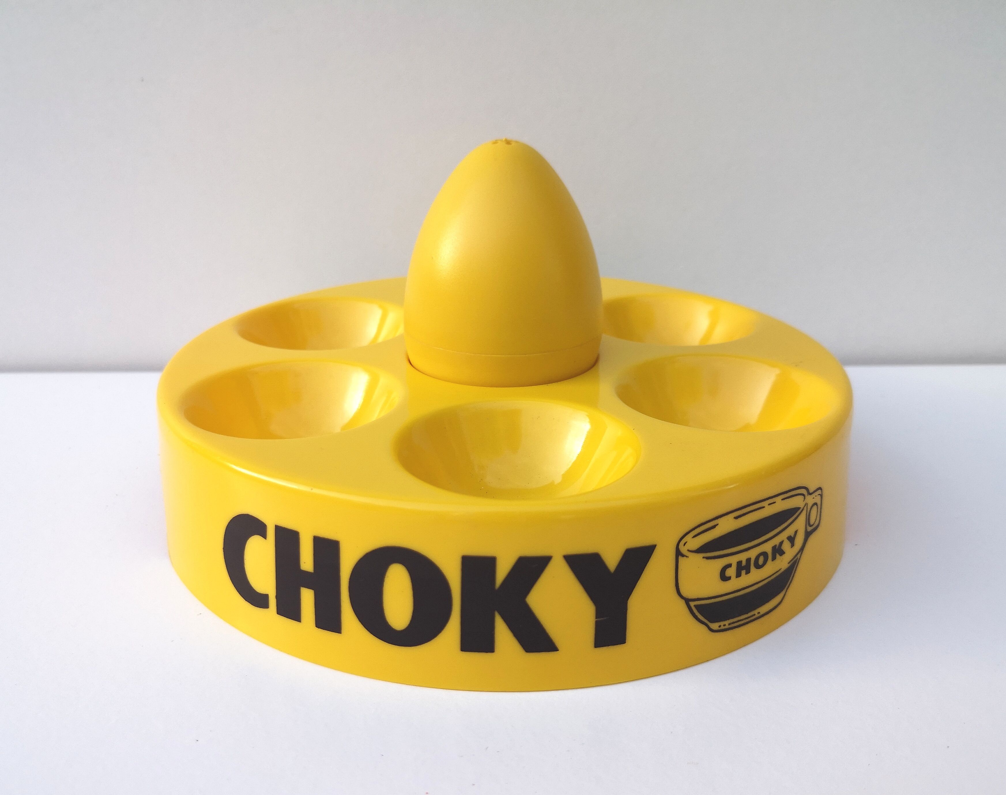 Countertop egg display