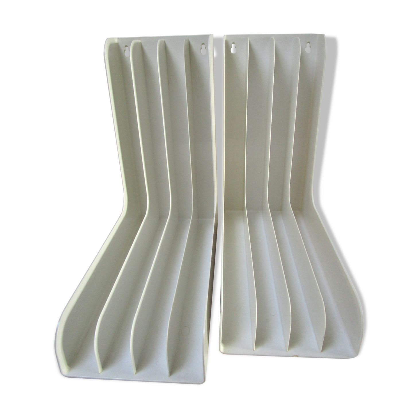 Pair of range white vinyl records vintage 70s