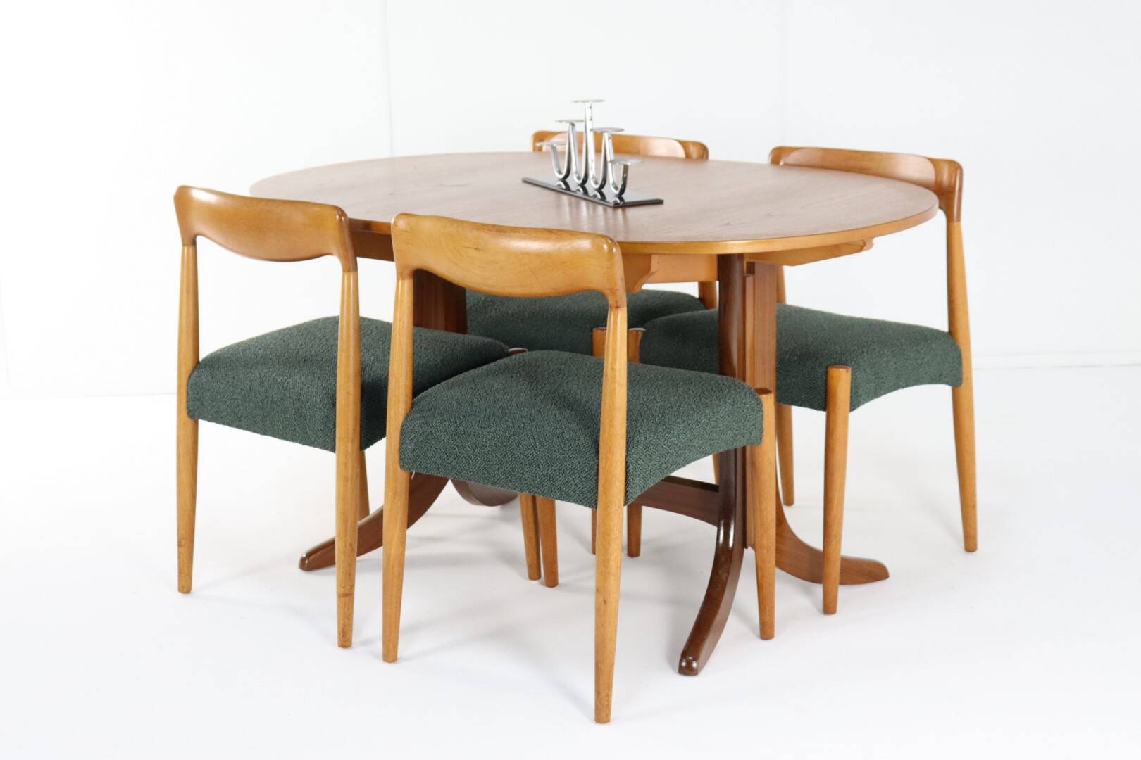 Set of 4 Danish Chairs 'Bjerremose'