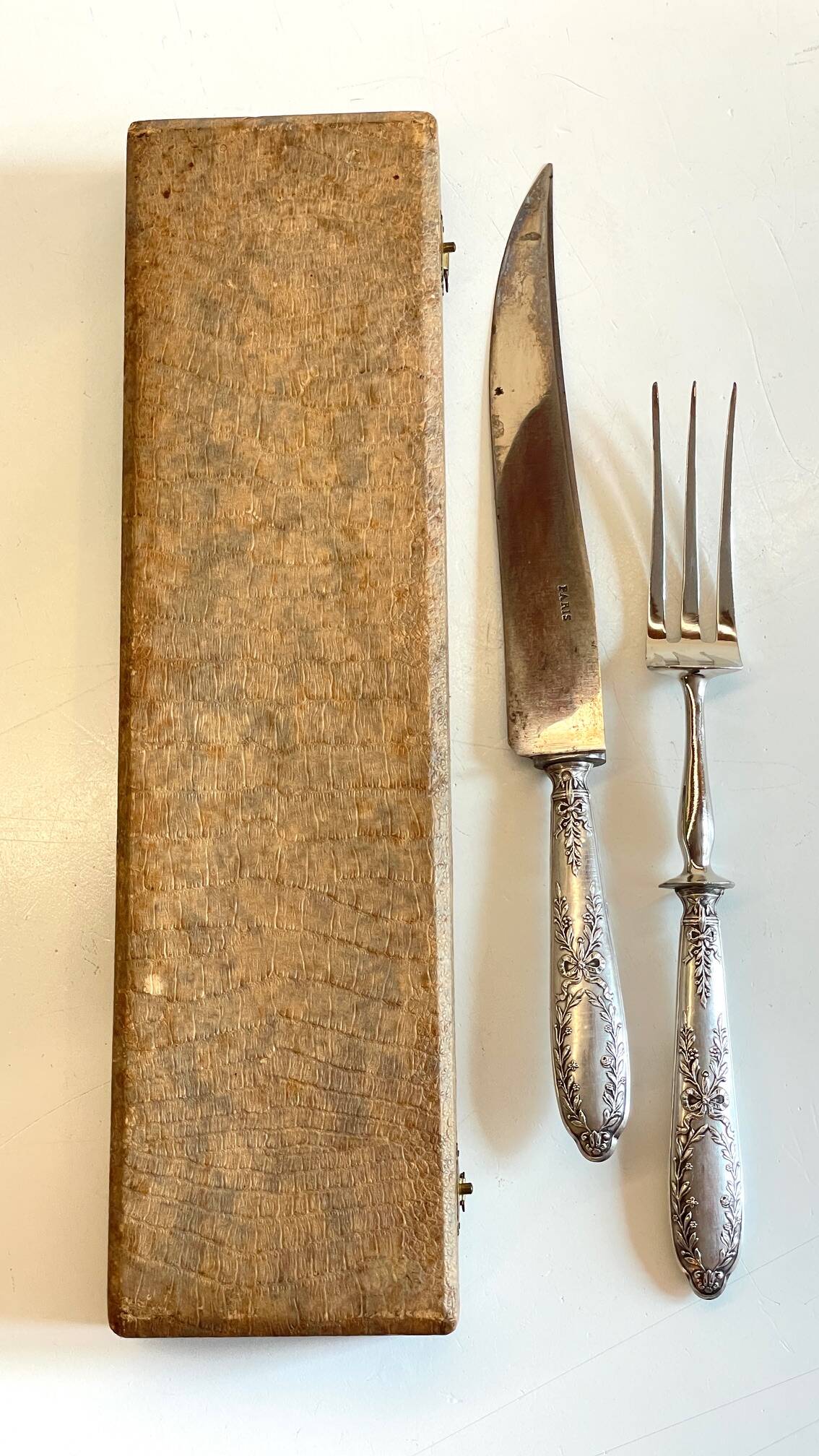 Silver-plated cutlery set with Minerva helmet, Paris