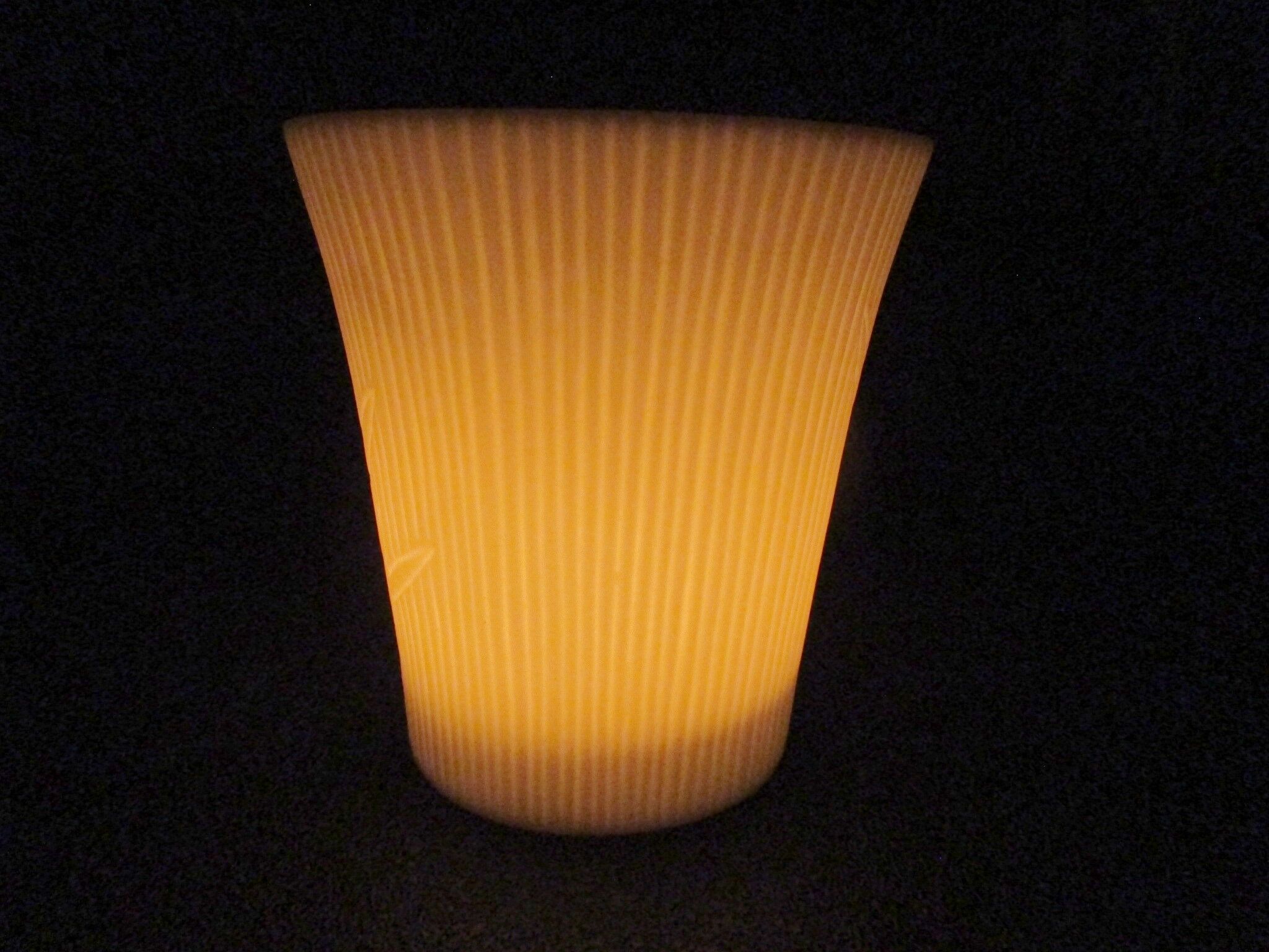 Porcelain lithophany photophore