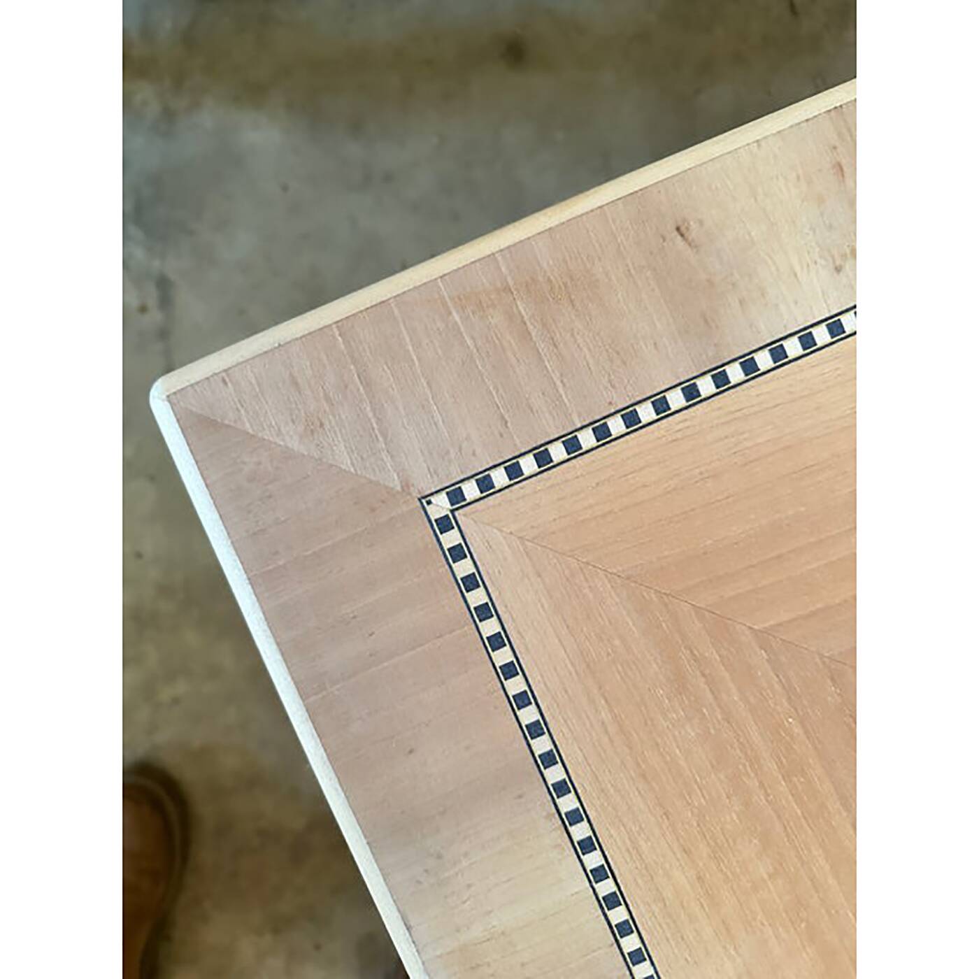 Italian Square Natural Coffee-Table With Chessboard