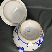 Lunéville, soupière en faïence à décor bleu fin XIXème