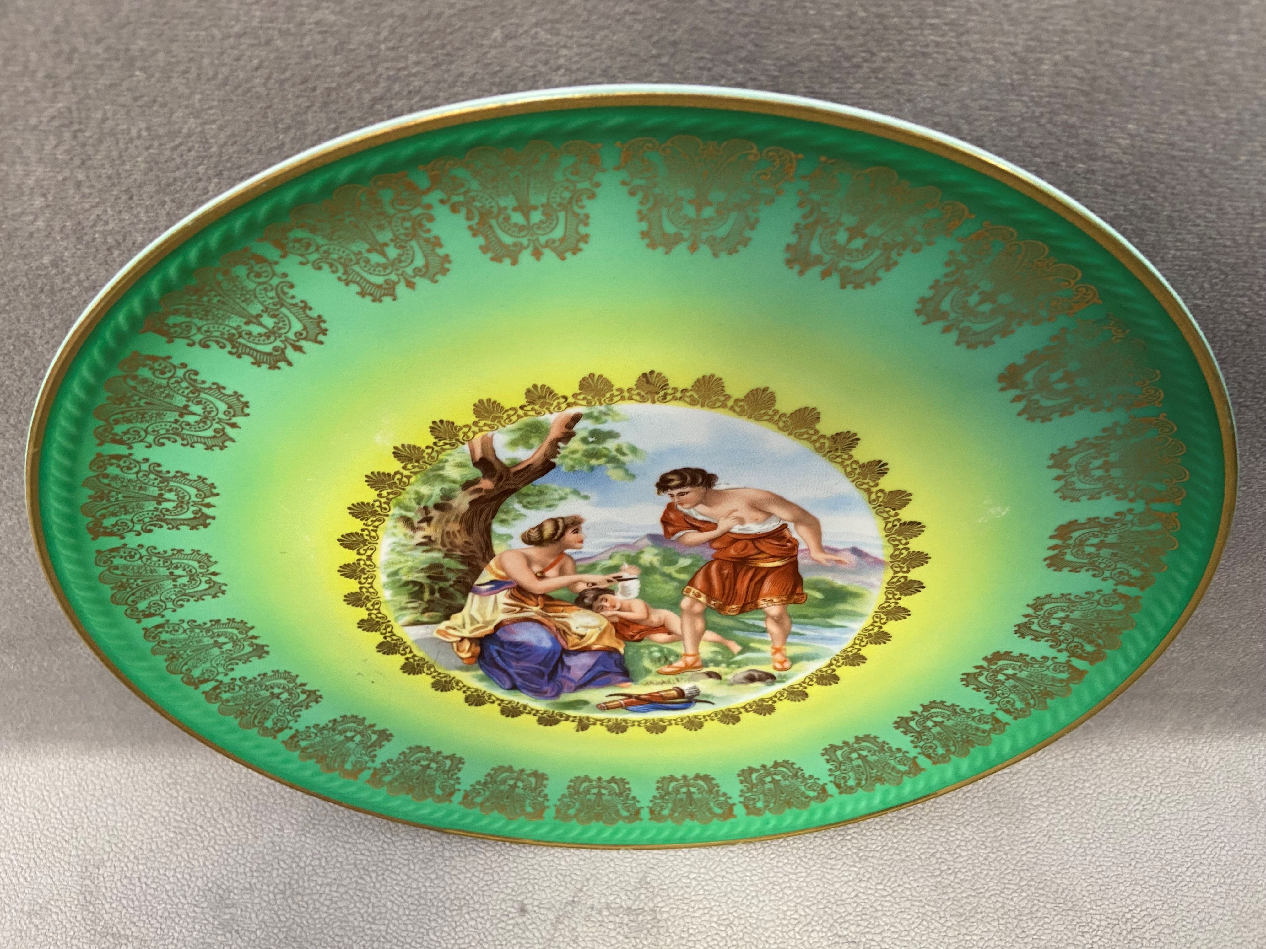 Assiette decorative porcelaine collection made in germany scene antique art déco