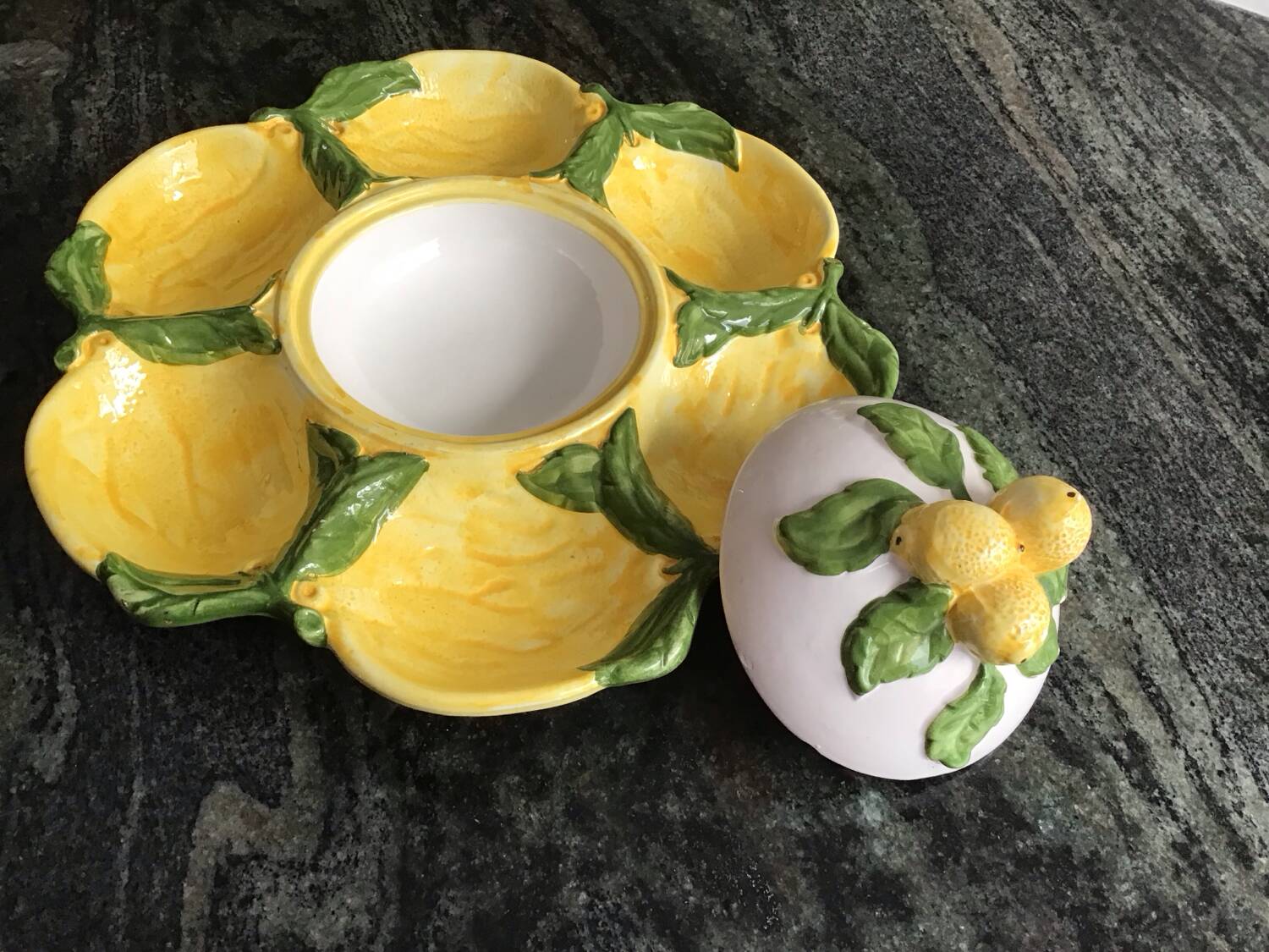 Dish - Aperitif bowls with lemon decoration
