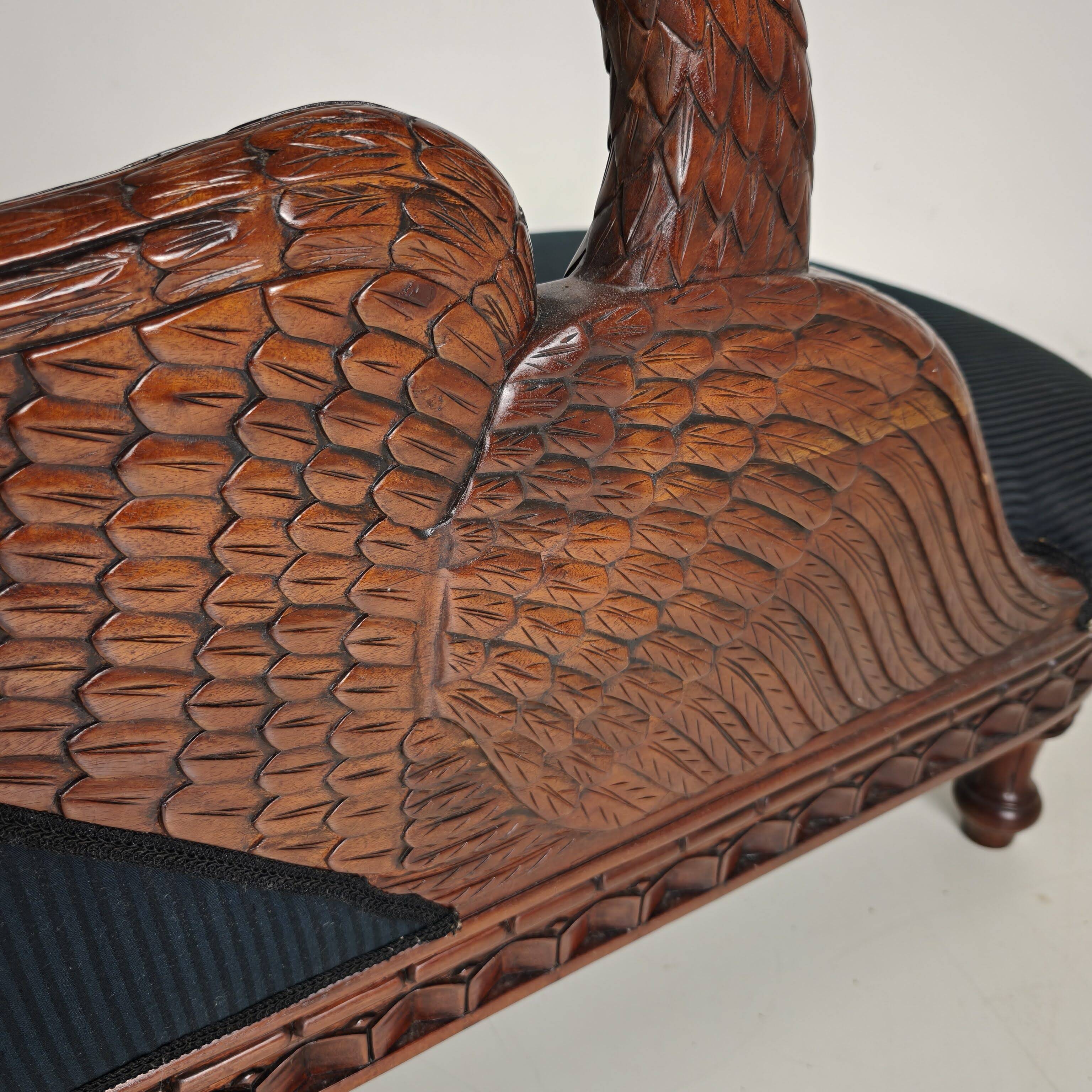Carved Swan Chaise Longue, 20th Century