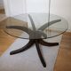 Table basse en verre et en bois