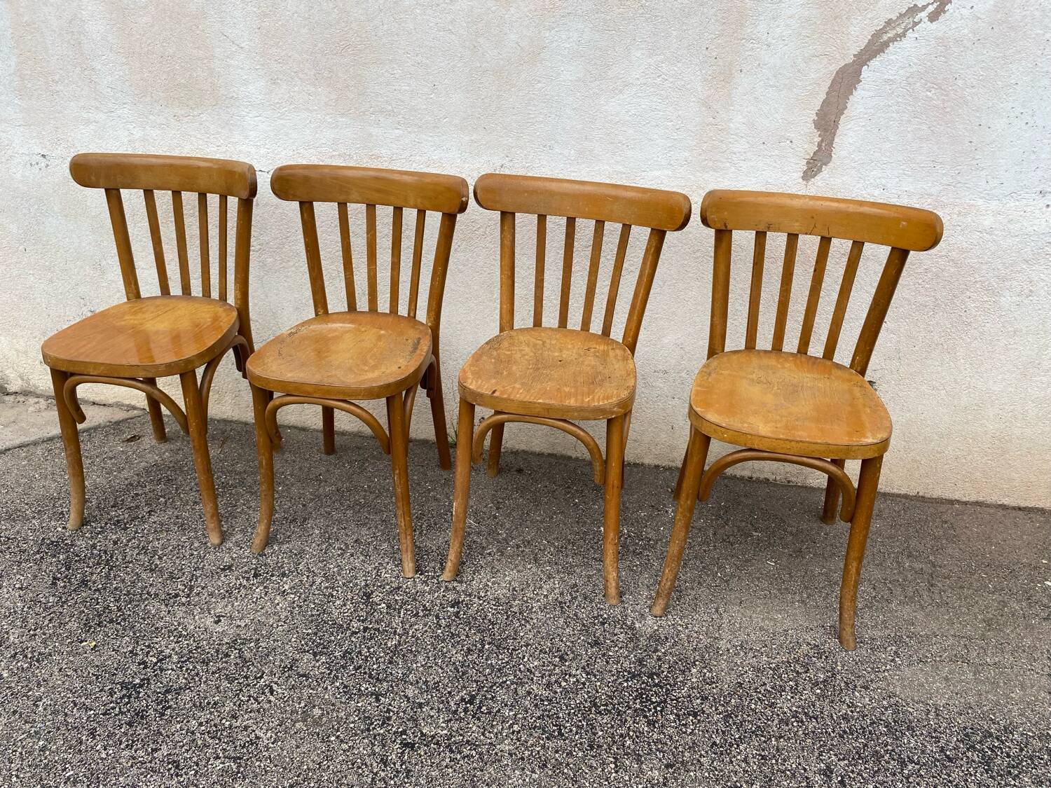 Set of 4 bistro chairs, curved backs